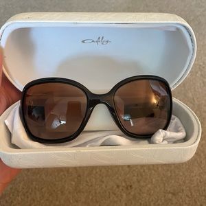 Brown oakley sunglasses